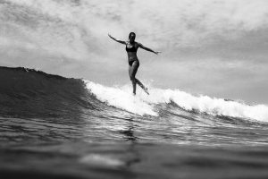 Surfing the waves: la storia del surf