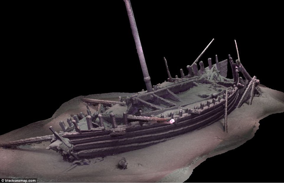 Questa immagine ha l'attributo alt vuoto; il nome del file è Rome-Shipwreck-mar-nero.jpg