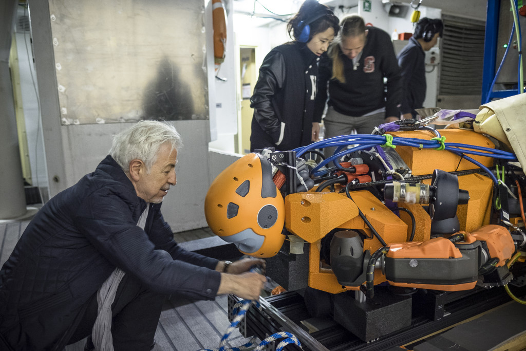 Questa immagine ha l'attributo alt vuoto; il nome del file è scubabot_002-1024x683.jpg