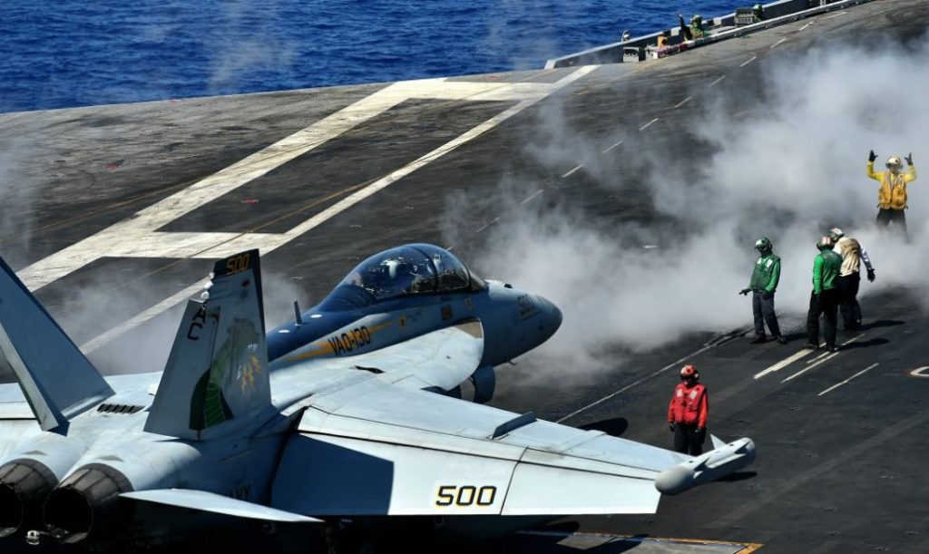 Questa immagine ha l'attributo alt vuoto; il nome del file è siria-aerei-navi-stati-uniti-1030x615-1024x611.jpg