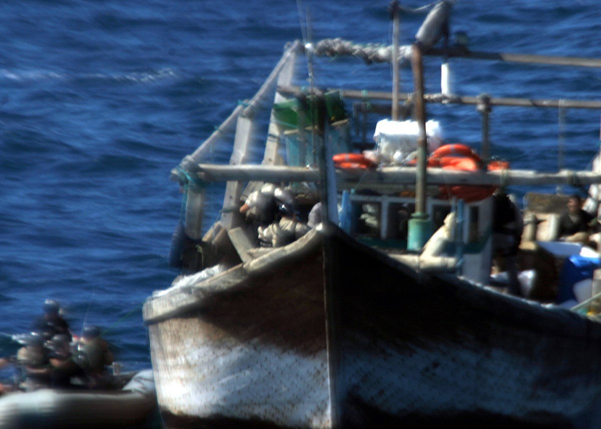 1200px-Rescue_in_the_Arabian_Gulf_DVIDS16073