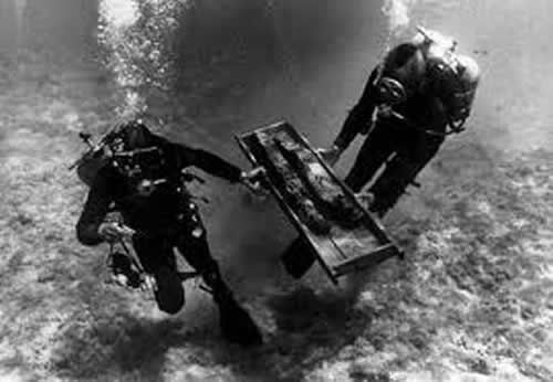 Questa immagine ha l'attributo alt vuoto; il nome del file è yassi-ada-wreck-bizantine.jpg