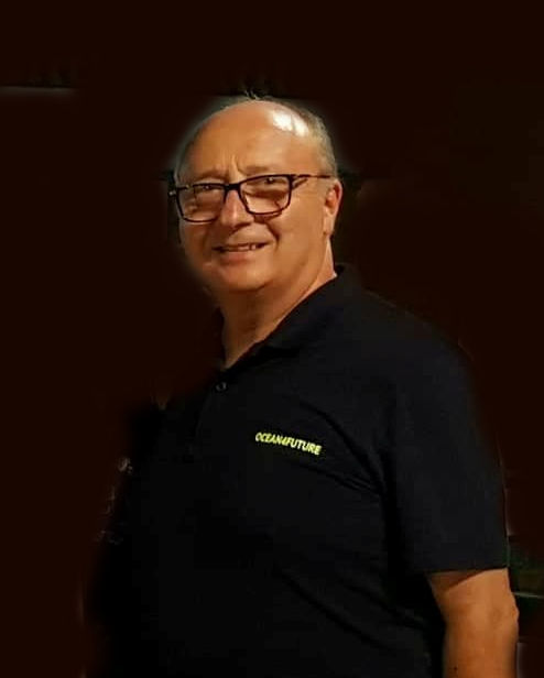 Questa immagine ha l'attributo alt vuoto; il nome del file è ANDREA-MUCEDOLA-OCEAN4FUTURE-MADRE.jpg