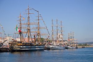 NAUTICA GRAN PAVESE VESPUCCI Naves._A_Coruña._Galiza