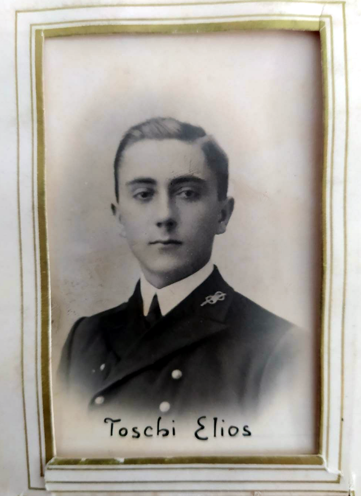 Questa immagine ha l'attributo alt vuoto; il nome del file è ELIOS-TOSCHI-1925-corso-an-745x1024.png