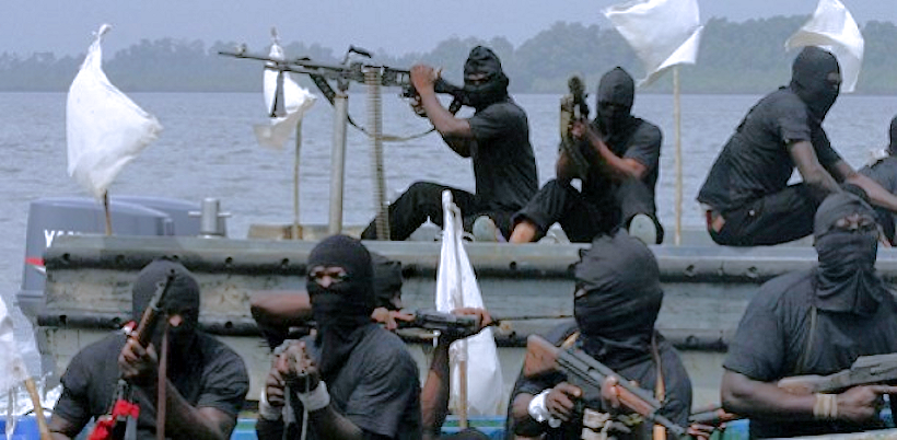 Questa immagine ha l'attributo alt vuoto; il nome del file è pirati-west-africa.png