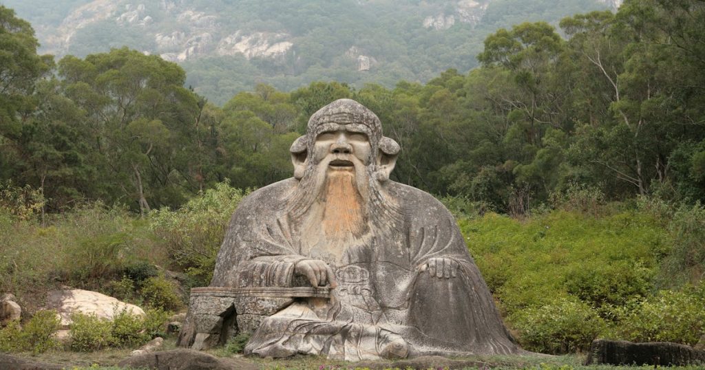 Questa immagine ha l'attributo alt vuoto; il nome del file è lao-tsu-1024x538.jpg