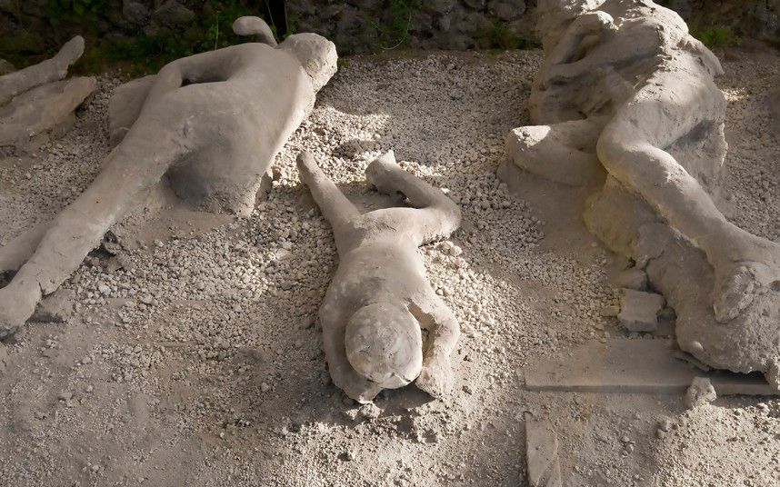 Questa immagine ha l'attributo alt vuoto; il nome del file è pompei.jpg
