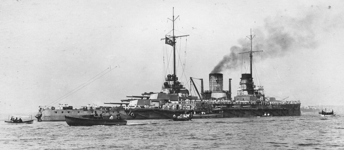 The Turkish battlecruiser Yavuz Sultan Warship, Battleship, Navy ottoman
