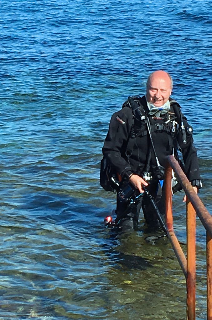 Questa immagine ha l'attributo alt vuoto; il nome del file è gozo-2018d-677x1024.jpg