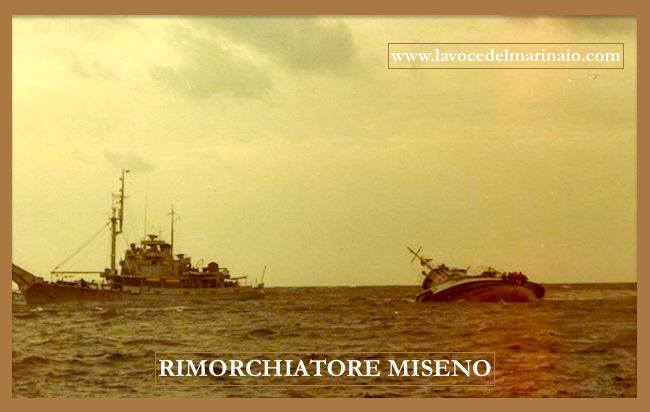 Questa immagine ha l'attributo alt vuoto; il nome del file è Alicudi-miseno.jpg