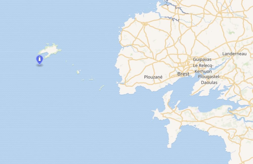 Questa immagine ha l'attributo alt vuoto; il nome del file è faro-le-jumant-1024x665.jpg