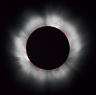 Questa immagine ha l'attributo alt vuoto; il nome del file è corona-visibile-durante-Solar_eclipse_1999.jpg