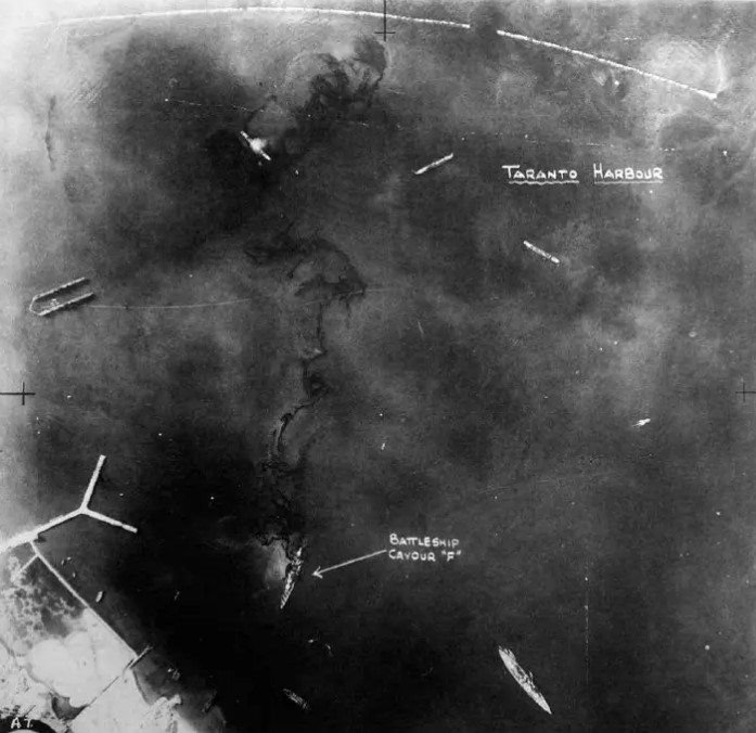 Questa immagine ha l'attributo alt vuoto; il nome del file è taranto-dopo-attacco-inglese-mar-piccol-.jpg