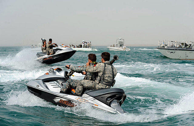 Questa immagine ha l'attributo alt vuoto; il nome del file è MARINA-IRANIANA-PADARAN-Iranian_Velayat-90_Naval_Exercise_by_IRIN.jpg