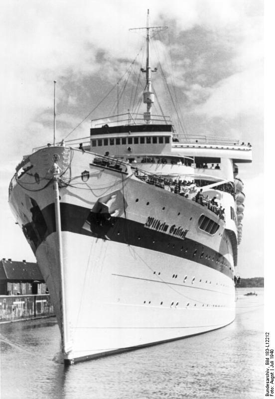 Questa immagine ha l'attributo alt vuoto; il nome del file è MARINA-TEDESCA-Bundesarchiv_Bild_183-L12212_Lazarettschiff__Wilhelm_Gustloff_.jpg
