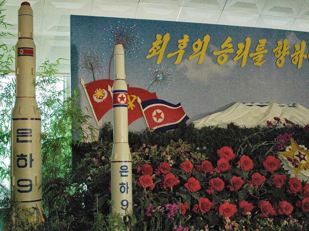Questa immagine ha l'attributo alt vuoto; il nome del file è Unha-9_rocket_model.jpg