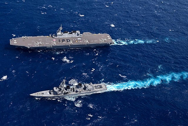 Questa immagine ha l'attributo alt vuoto; il nome del file è MARINA-GIAPPONESE-DDH-184_Kaga＆DD-107_Ikazuchi.jpg