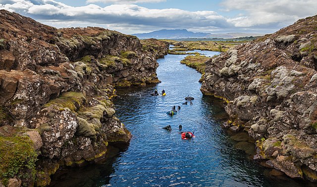 Questa immagine ha l'attributo alt vuoto; il nome del file è SUBACQUEA-REPORTAGE-Canon_Silfra_Parque_Nacional_de_THingvellir_Sudurland_Islandia_2014-08-16_DD_055.jpg