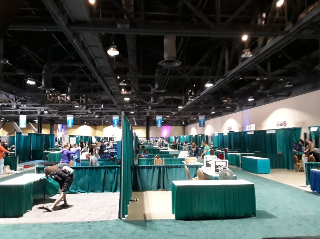 Questa immagine ha l'attributo alt vuoto; il nome del file è Show_room_before-1024x767.jpg