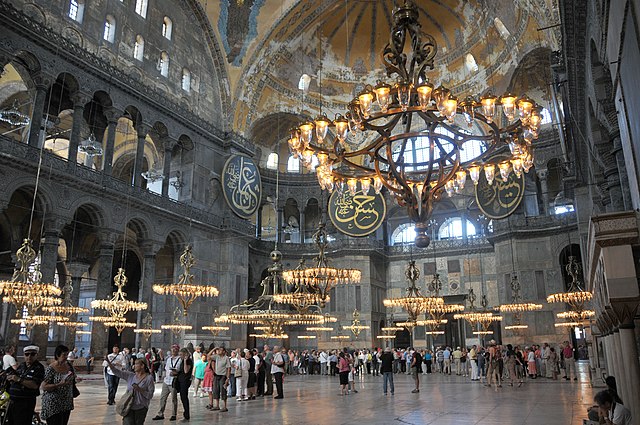 Questa immagine ha l'attributo alt vuoto; il nome del file è TURCHIA-SANTA-SOFIA-Hagia_Sophia_becomes_a_Mosque_again_50097908266.jpg
