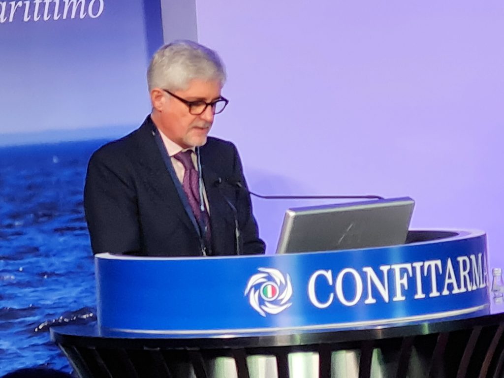 Questa immagine ha l'attributo alt vuoto; il nome del file è A-CONFITARMA-2023-20231027_115336-1024x768.jpg