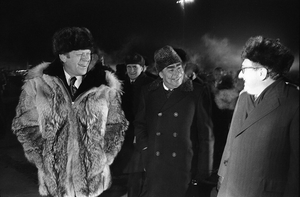 Questa immagine ha l'attributo alt vuoto; il nome del file è GOPOLITICA-USA-President_Ford_informally_concludes_the_Vladivostok_Summit_-_NARA_-_7062568-1024x673.jpg