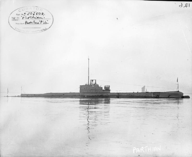 Questa immagine ha l'attributo alt vuoto; il nome del file è MARINA-UK-HMSM_Parthian_FL17259.jpg