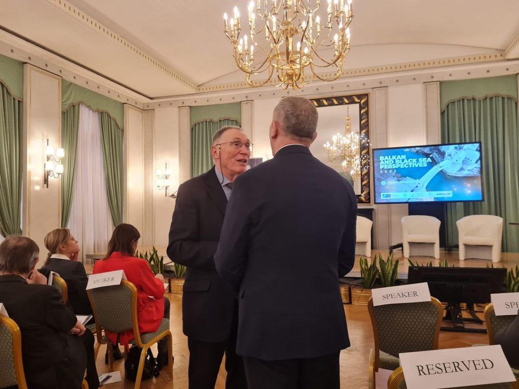 Questa immagine ha l'attributo alt vuoto; il nome del file è ndc-2023-dic-balcani-1024x768.jpg