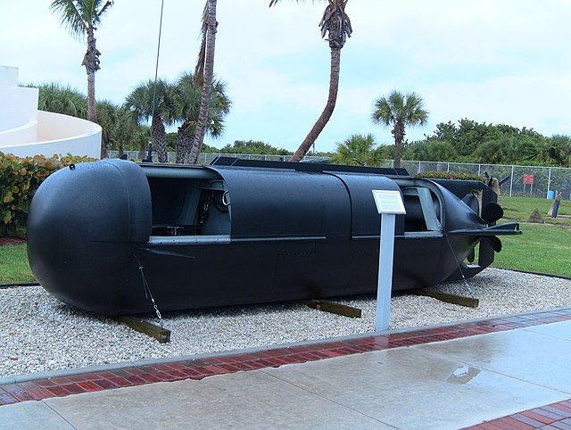 Questa immagine ha l'attributo alt vuoto; il nome del file è US-NAVY-MK-VIII-640px-NovSEAL-053.jpg