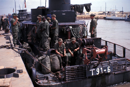 Questa immagine ha l'attributo alt vuoto; il nome del file è 001GAR00049.jpg