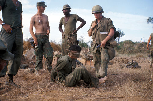 Questa immagine ha l'attributo alt vuoto; il nome del file è MEADE-RIVER-001GAR00013.jpg