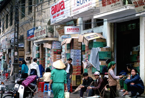Questa immagine ha l'attributo alt vuoto; il nome del file è rossi-hanoi-2.jpg