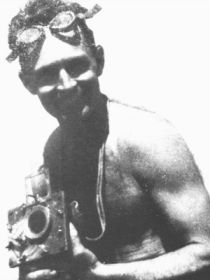 Questa immagine ha l'attributo alt vuoto; il nome del file è Bucher_1942_robot.jpg