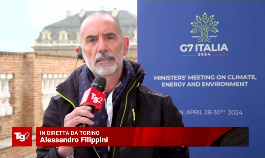 Questa immagine ha l'attributo alt vuoto; il nome del file è filippini-g-7--1024x611.jpg