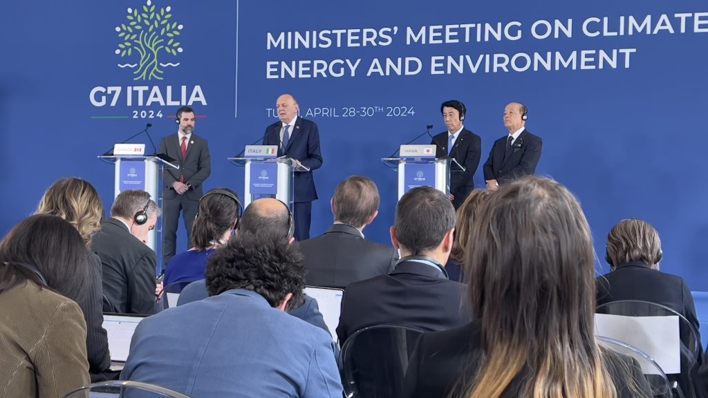 Questa immagine ha l'attributo alt vuoto; il nome del file è image00001-1024x576.jpeg