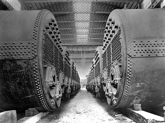 Questa immagine ha l'attributo alt vuoto; il nome del file è titanic-Olympics_boilers.jpg