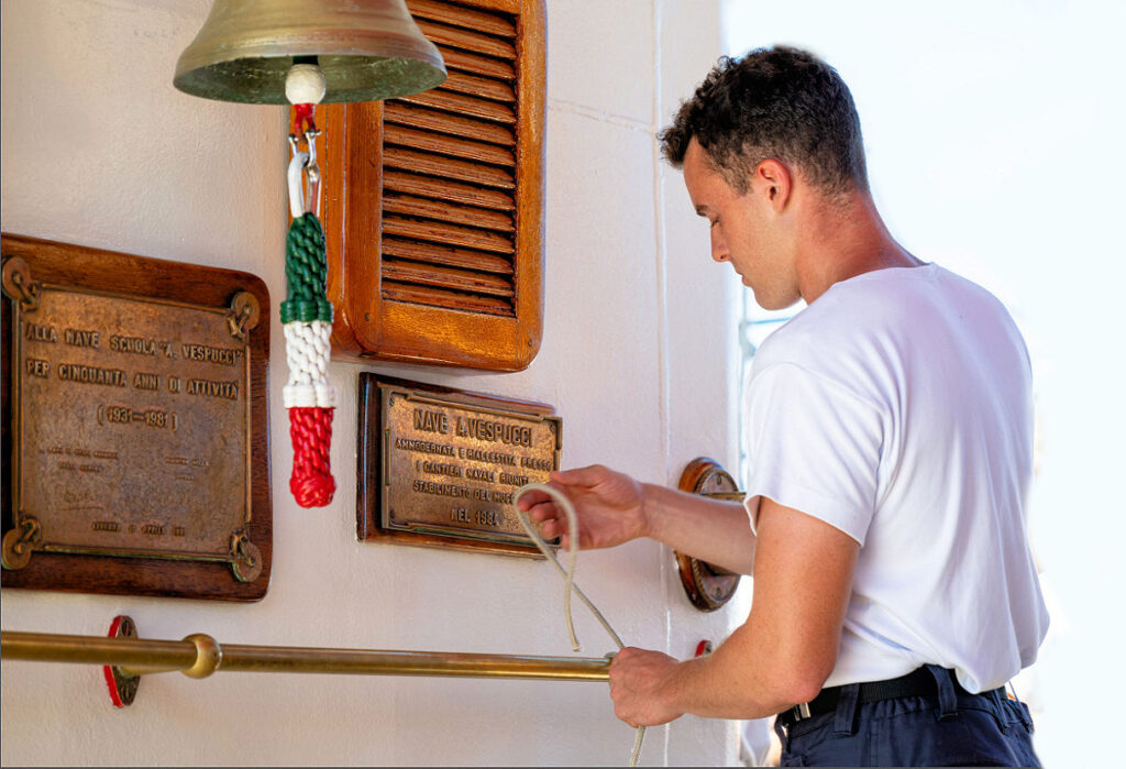 Questa immagine ha l'attributo alt vuoto; il nome del file è vepucci-nodi-1024x699.jpg