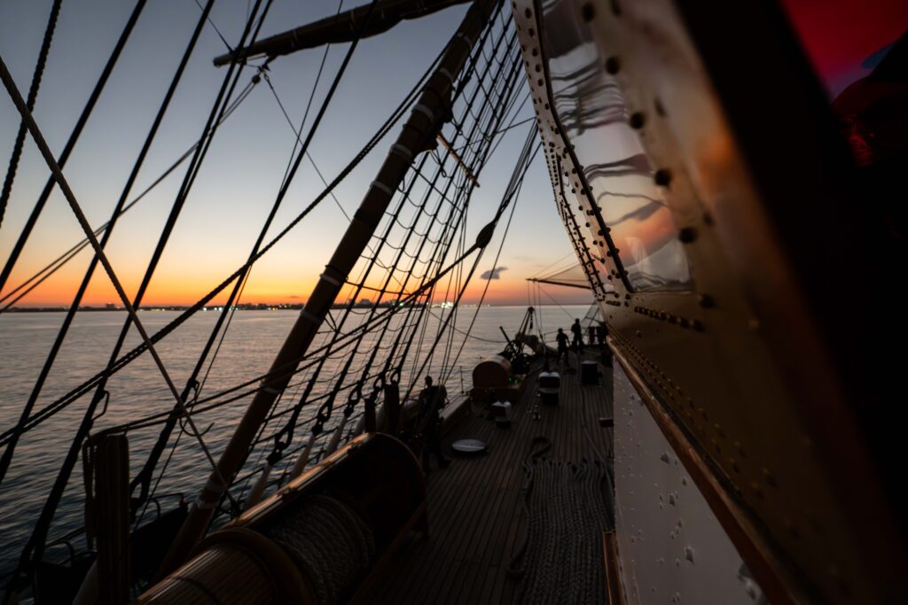 Questa immagine ha l'attributo alt vuoto; il nome del file è 20241003-Nave-Vespucci-Arrivo-a-Darwin-_LAP5432-Migliorato-NR-1024x683.jpg