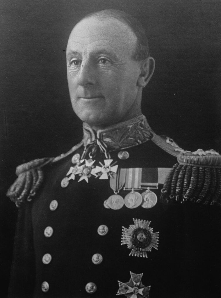 Questa immagine ha l'attributo alt vuoto; il nome del file è John_Jellicoe_medals-760x1024.jpg