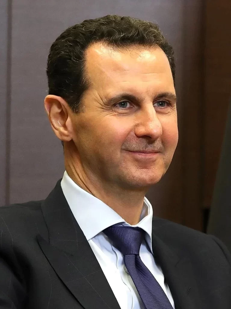 Questa immagine ha l'attributo alt vuoto; il nome del file è Bashar_al-Assad_2018-05-17_02_cropped.jpg-768x1024.webp