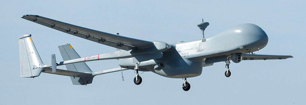 Questa immagine ha l'attributo alt vuoto; il nome del file è IAI_Heron-1_Maritime_patrol_UAV_Shoval_Yam-1024x354.jpg