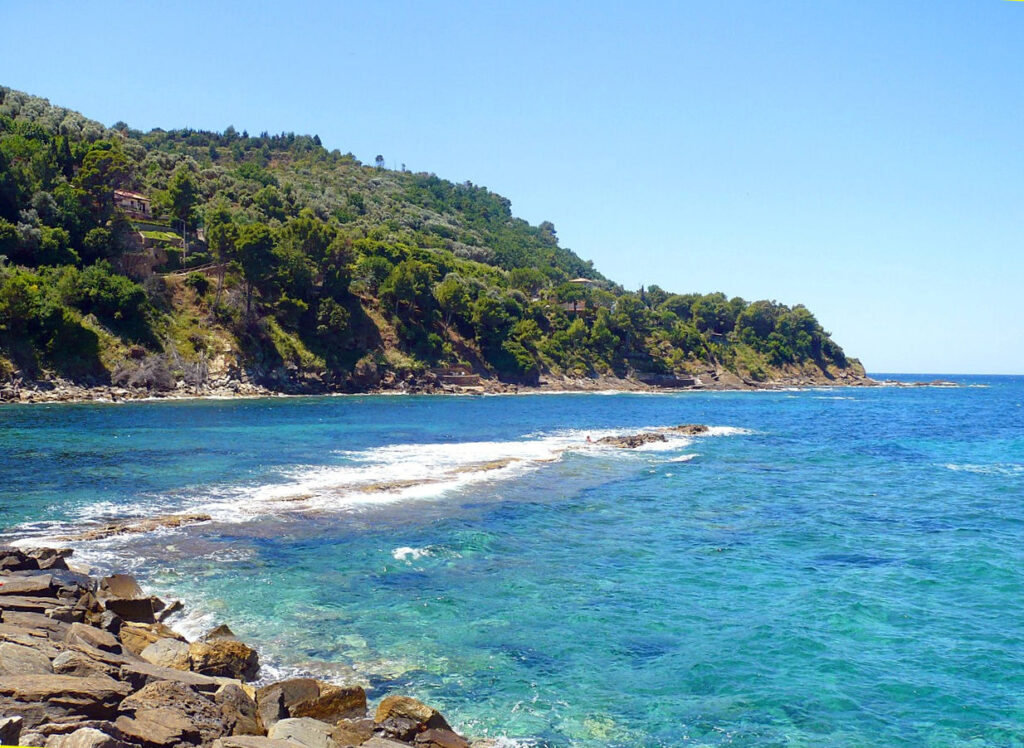 Questa immagine ha l'attributo alt vuoto; il nome del file è Porto_greco-romano_di_castellabate-Herculia-1024x748.jpg