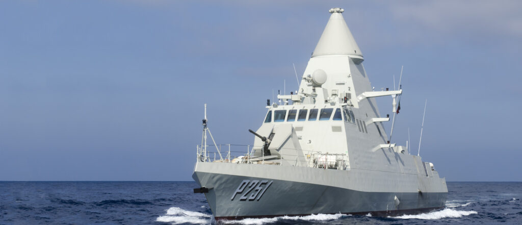 Questa immagine ha l'attributo alt vuoto; il nome del file è fincantieri-falaj2-stealth-attack-1024x441.jpg
