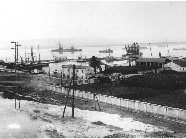 Questa immagine ha l'attributo alt vuoto; il nome del file è augusta-depcarbone-anni-20.jpg