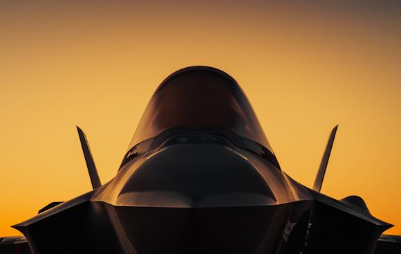Questa immagine ha l'attributo alt vuoto; il nome del file è 170325-F-35.jpg